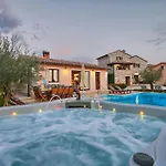 Semesterbostad Ulika