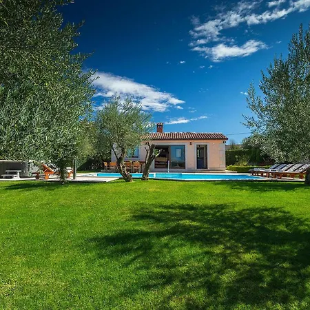 Будинок відпочинку Ulika *