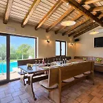 בית נופש Ulika