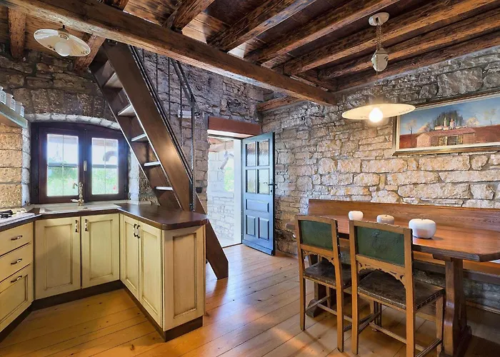 Feriehus Ulika Poreč